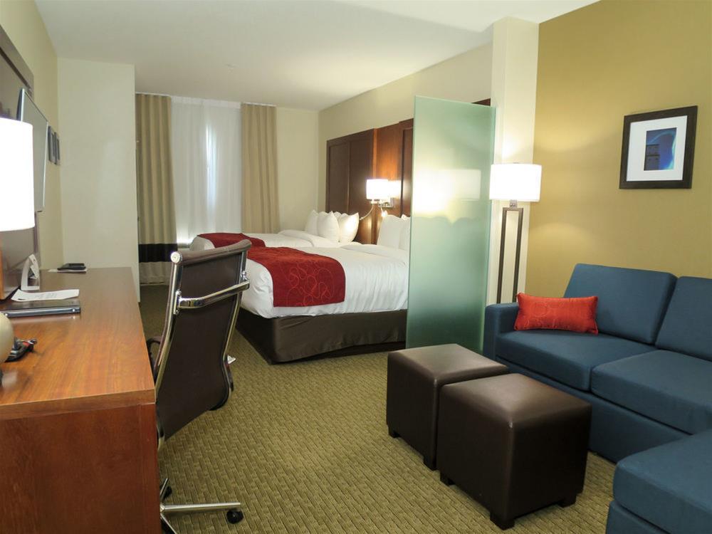 Comfort Suites Regina Eksteriør billede